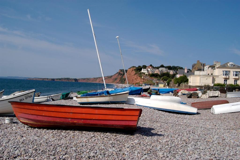 The Long Range 4* Budleigh Salterton